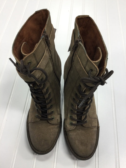 Boots Ankle Heels By Born In Taupe, Size:7.5