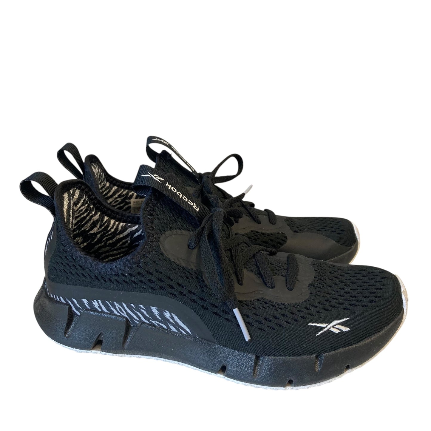 Shoes Athletic By Reebok In Black, Size:6