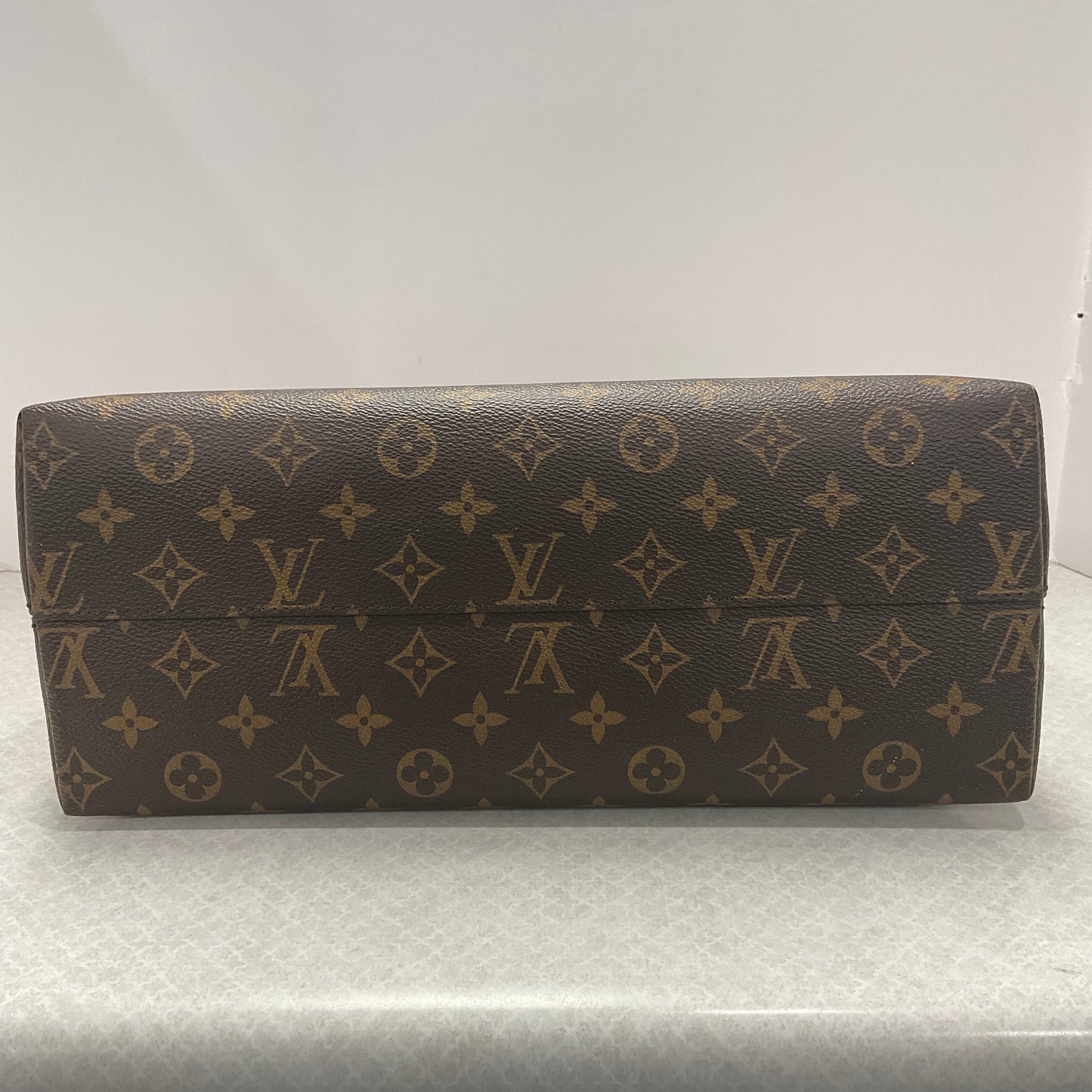 Handbag Luxury Designer By Louis Vuitton, Size: Large