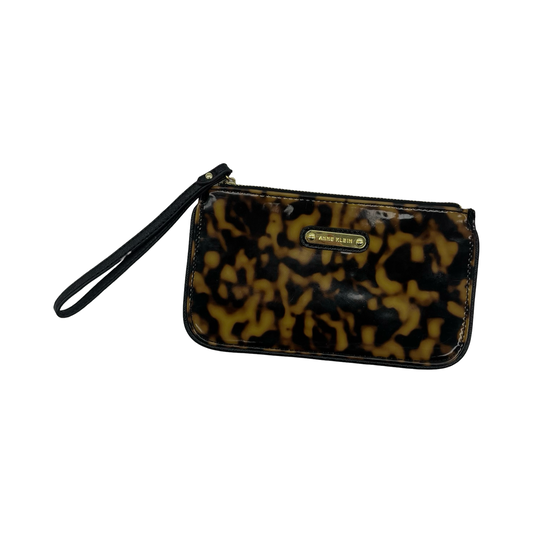 Wristlet By Anne Klein In Animal Print, Size:Medium
