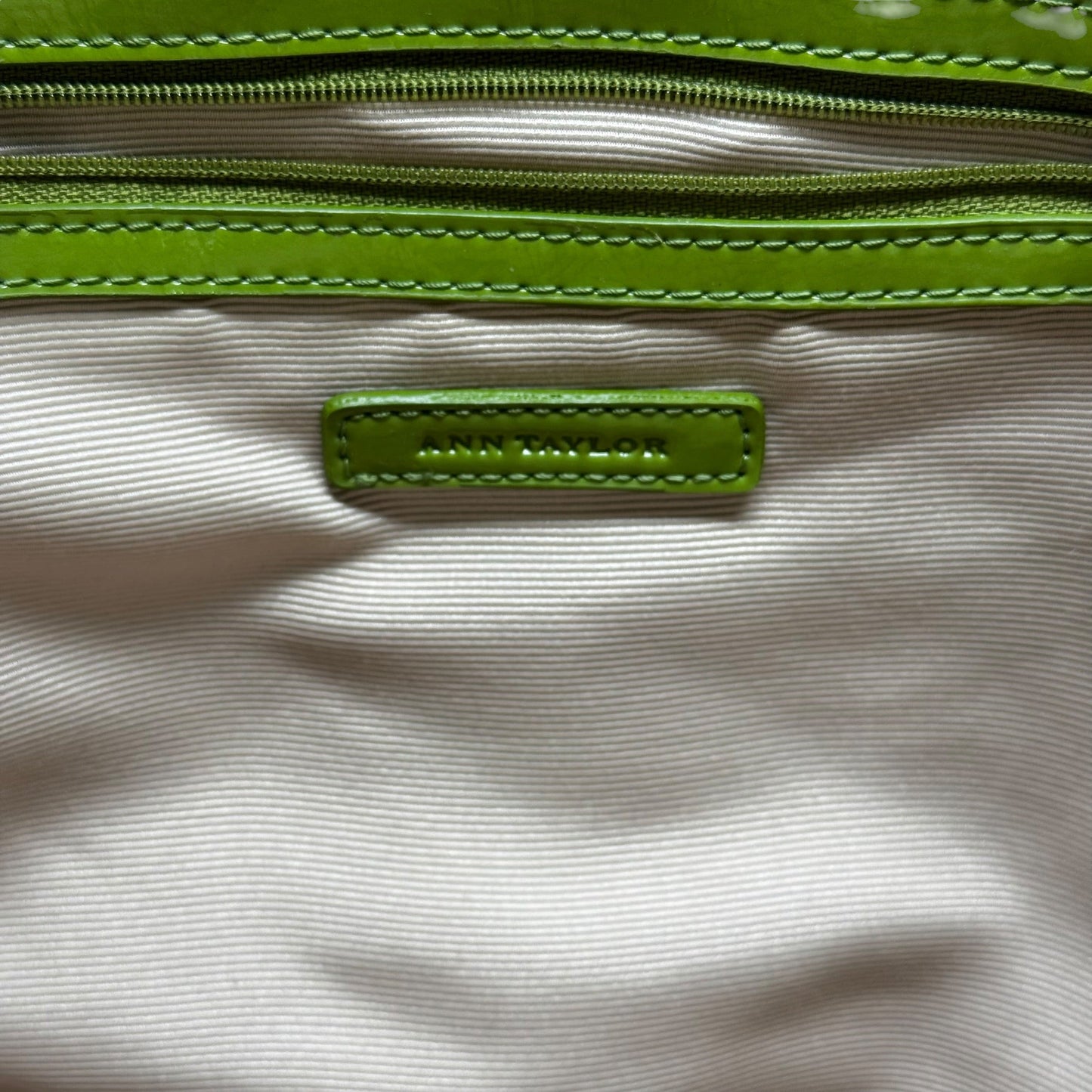 Straw Wood Handled Green Accent Tote By Ann Taylor, Size: Medium