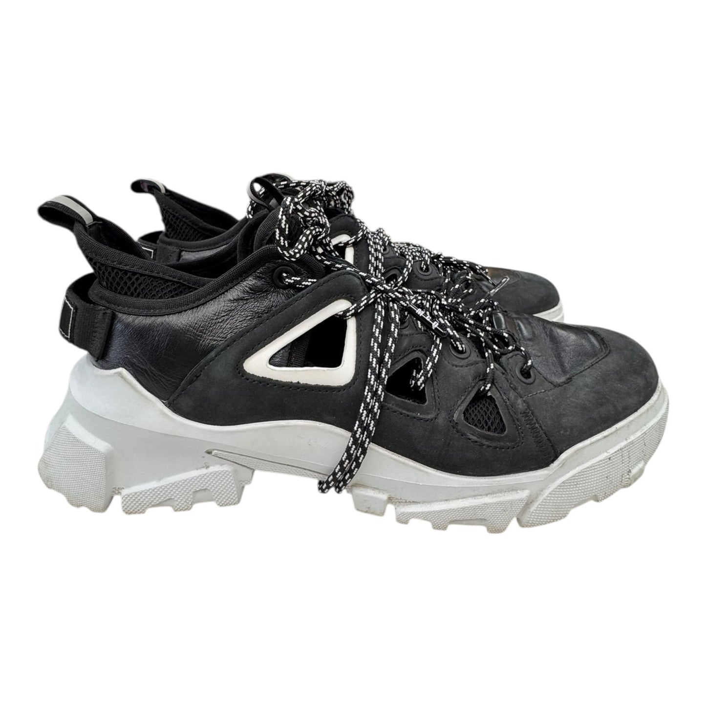 Shoes Luxury Designer By Alexander Mcqueen In Black & White, Size:9