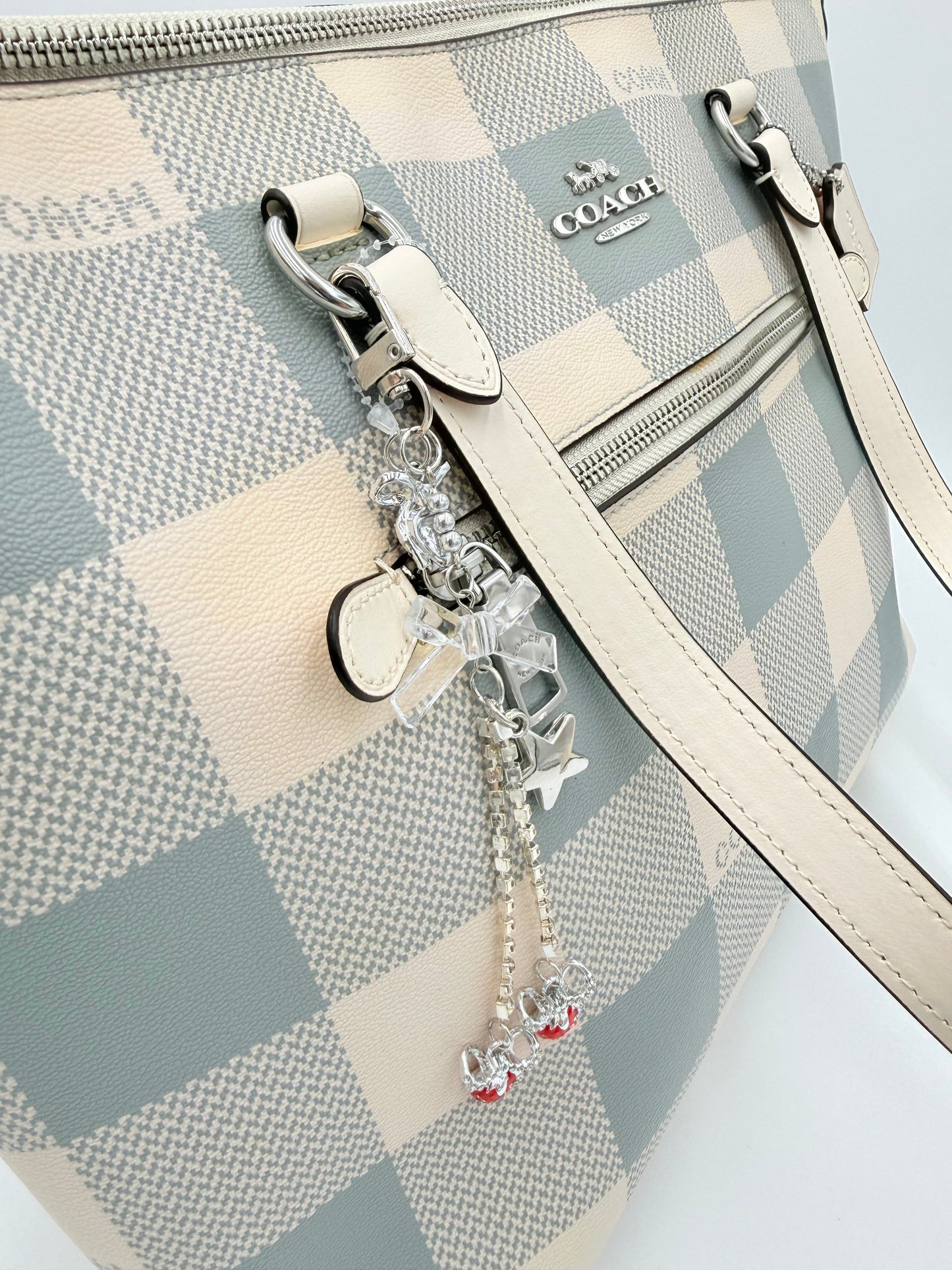 Handbag Designer By Coach, Size: Large