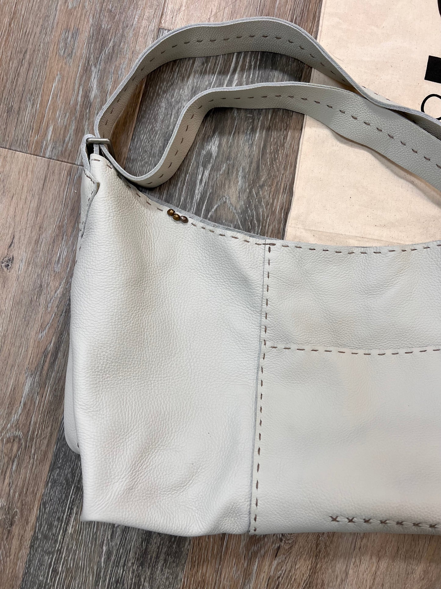 HANDBAG LEATHER by  Cindy Kirk In CREAM, Size: LARGE