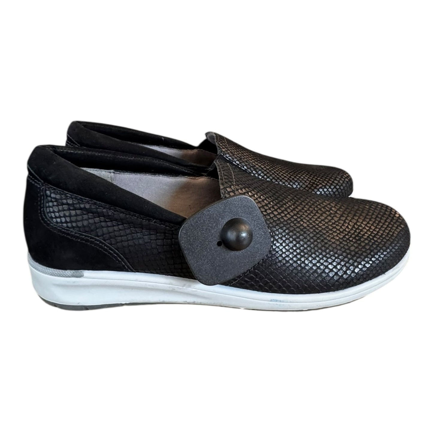 Shoes Flats By Cmc In Black, Size:7