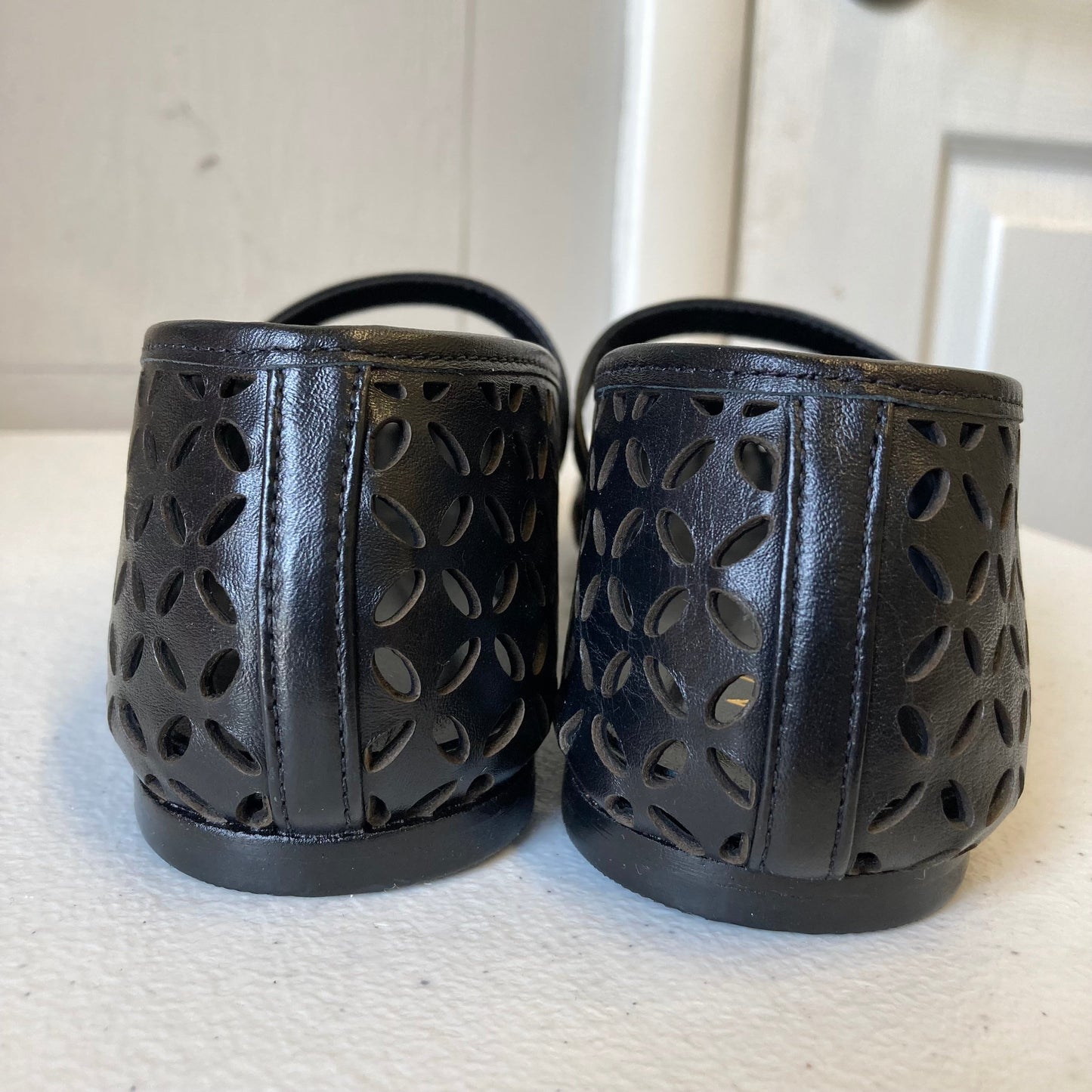 Shoes Flats By Anthropologie In Black, Size:6.5