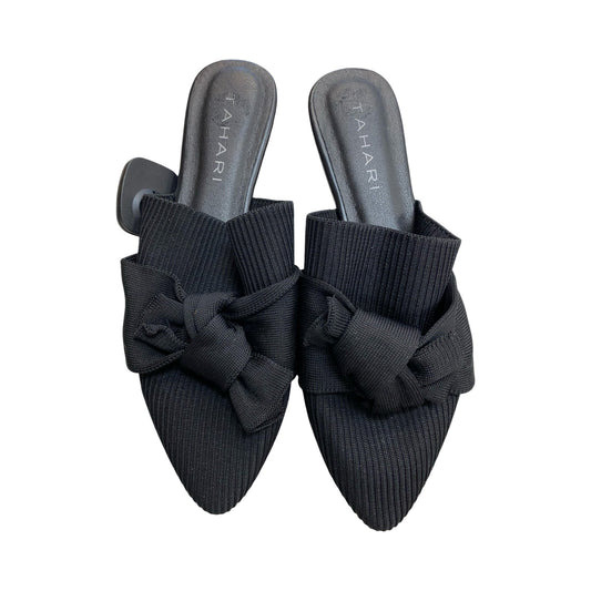 Shoes Flats By Tahari In Black, Size:10