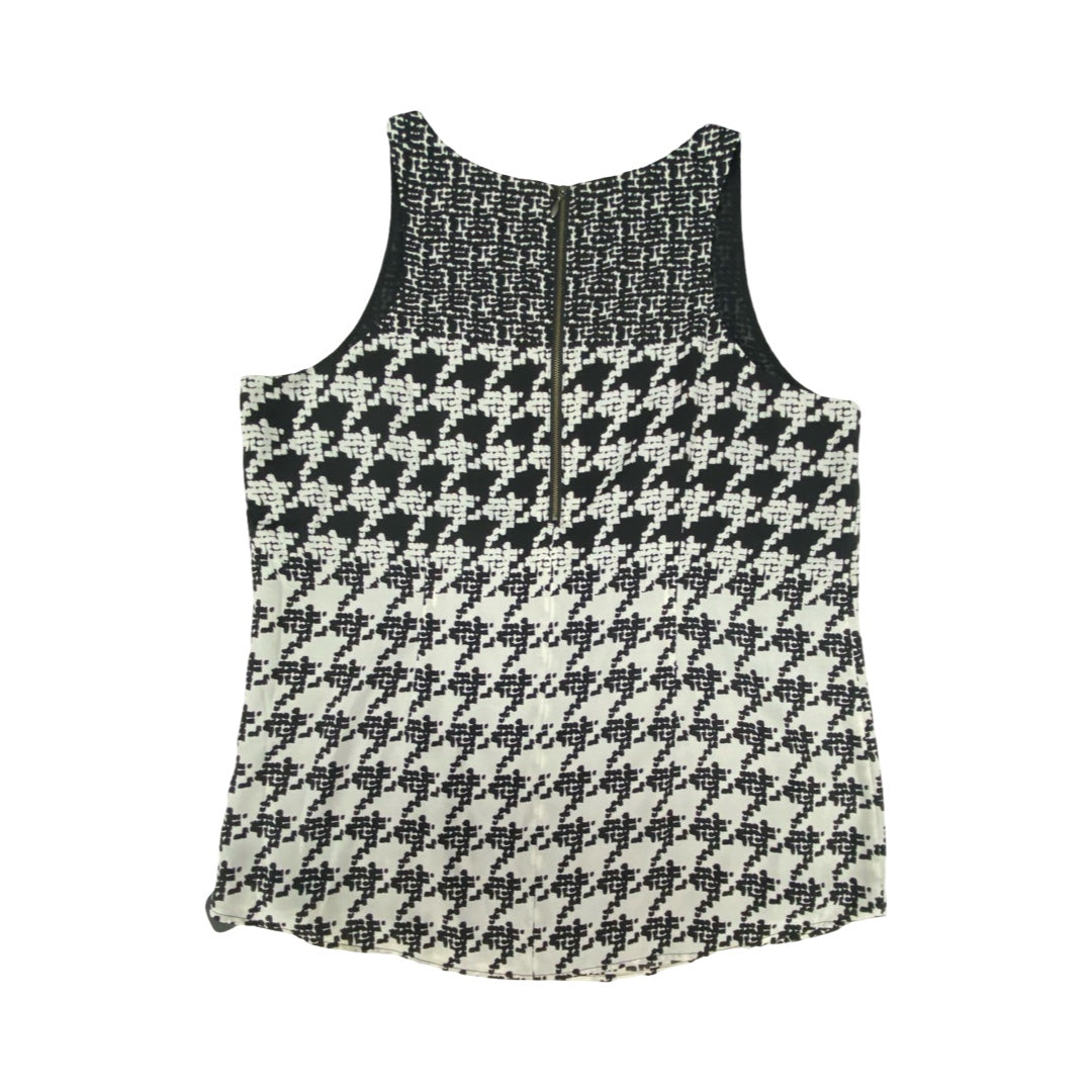 Top Sleeveless By Cabi In Black & White, Size:Xl