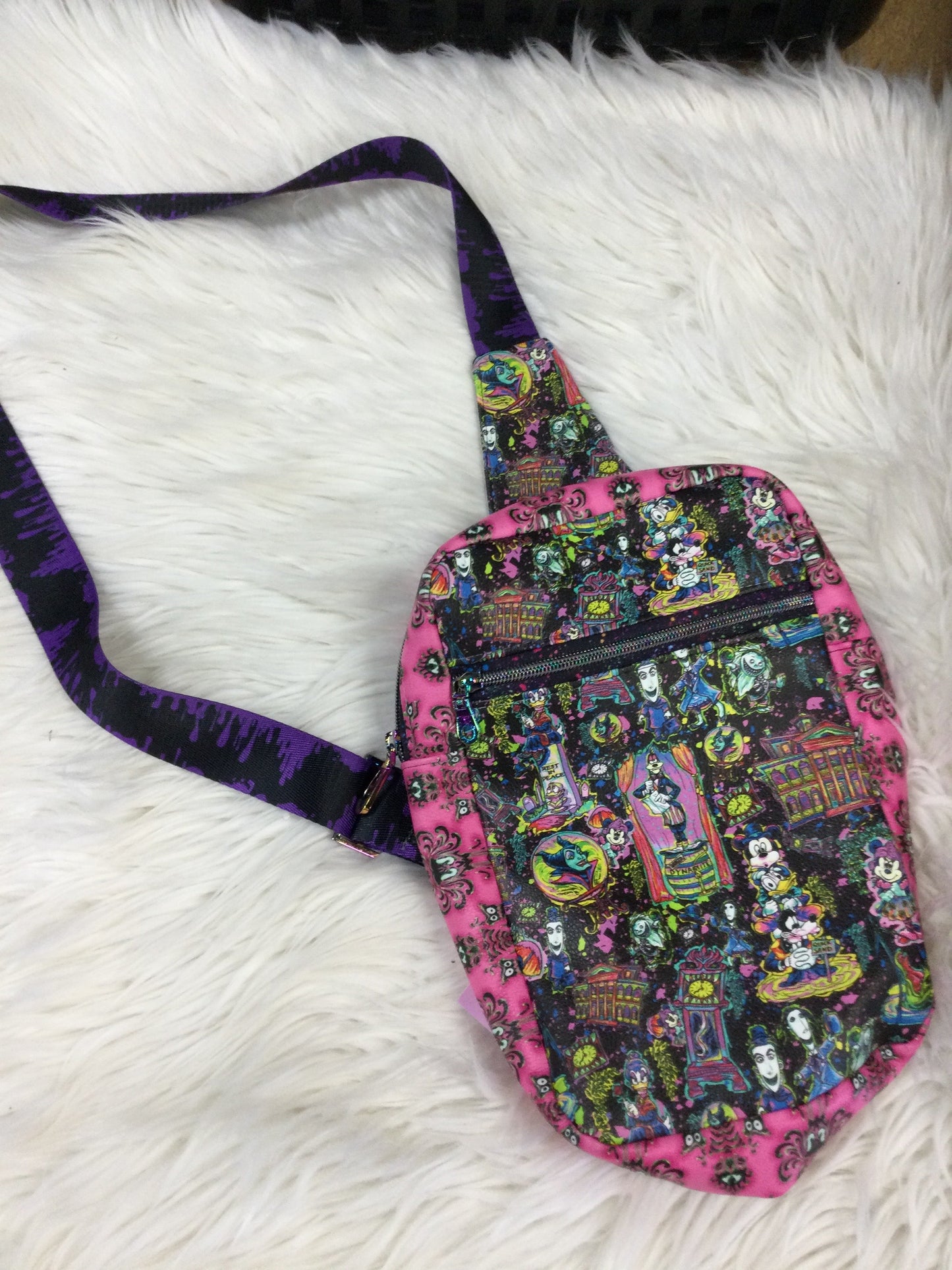 Backpack By Discreet Wear In Multi, Size:Medium