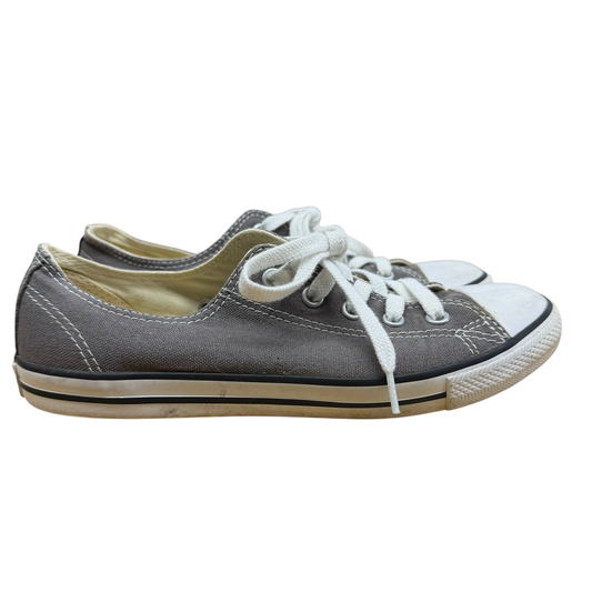 Shoes Sneakers By Converse In Grey & White, Size:6