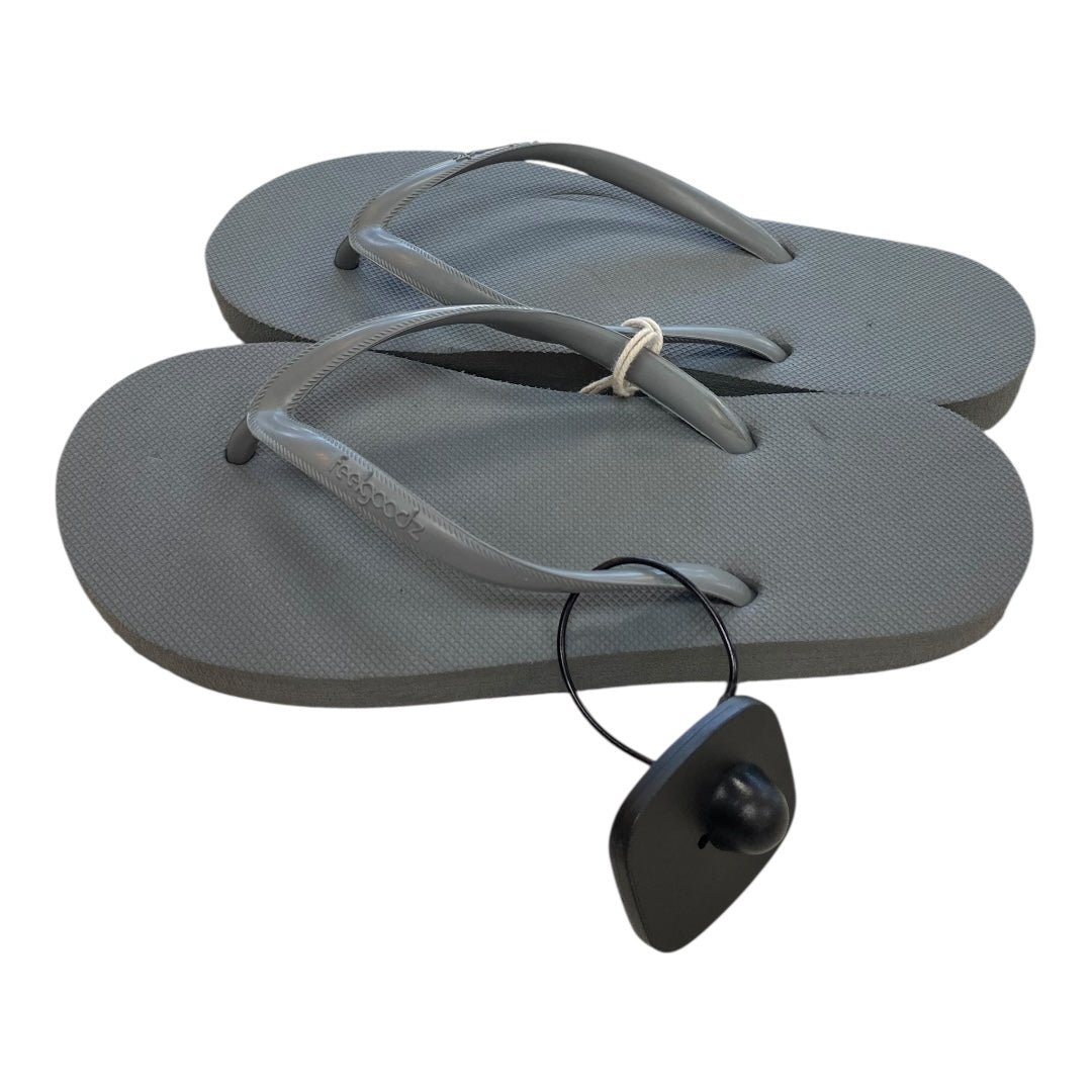Sandals Flip Flops By Clothes Mentor In Grey, Size:6