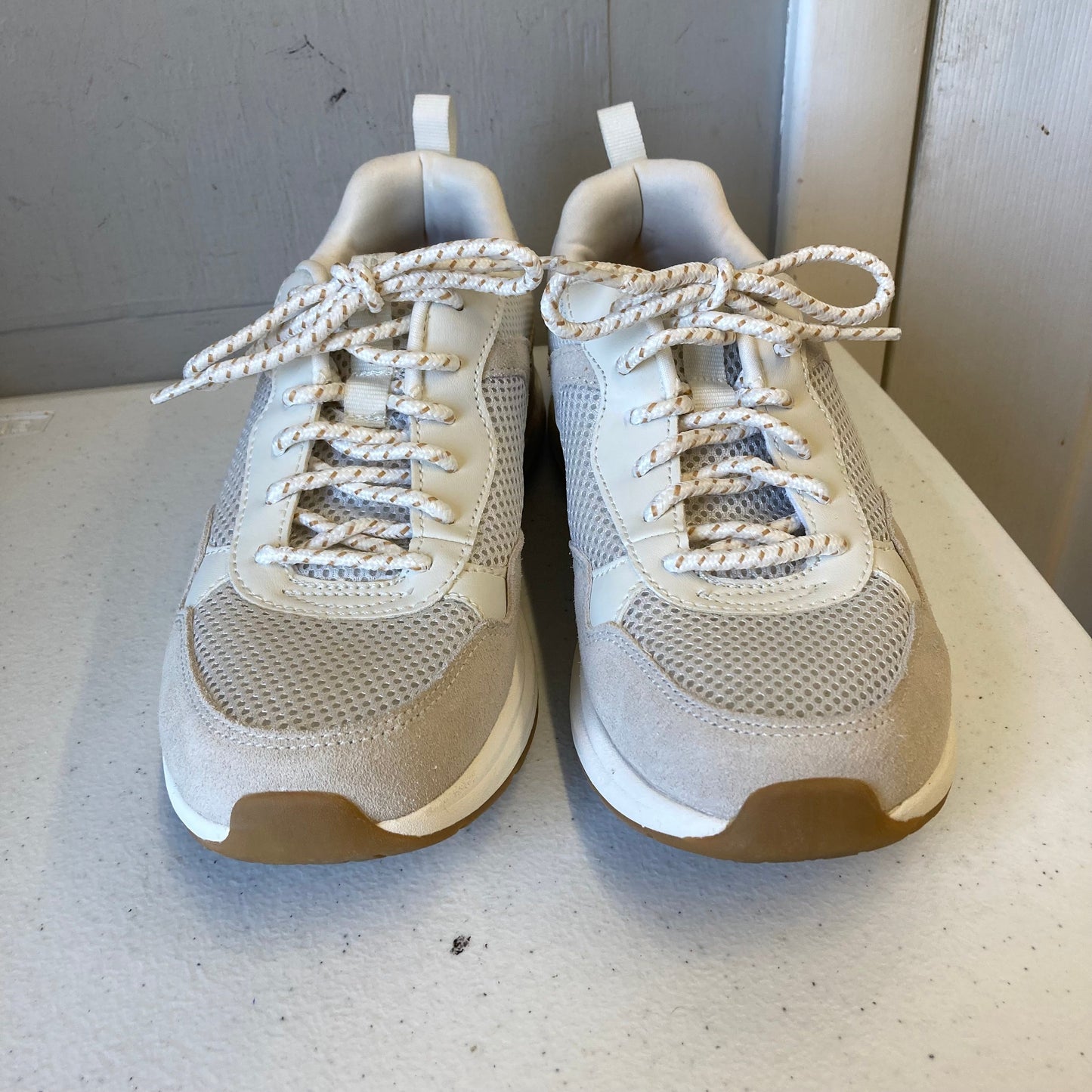 Shoes Athletic By Skechers In White, Size:7.5