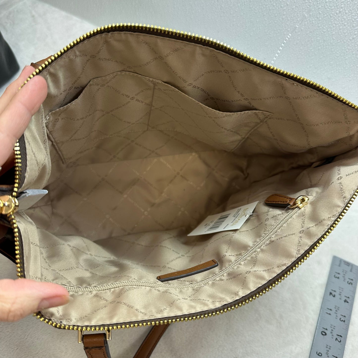 Tote Designer By Michael Kors, Size: Medium