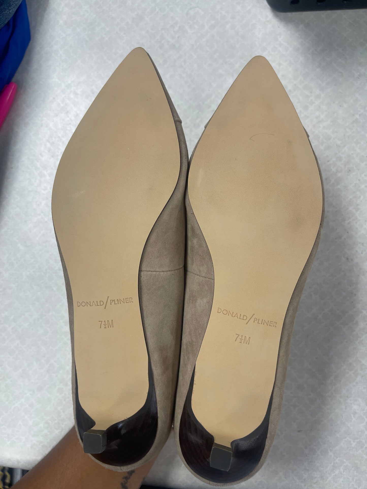 Shoes Heels Kitten By Donald Pliner In Taupe, Size:7.5