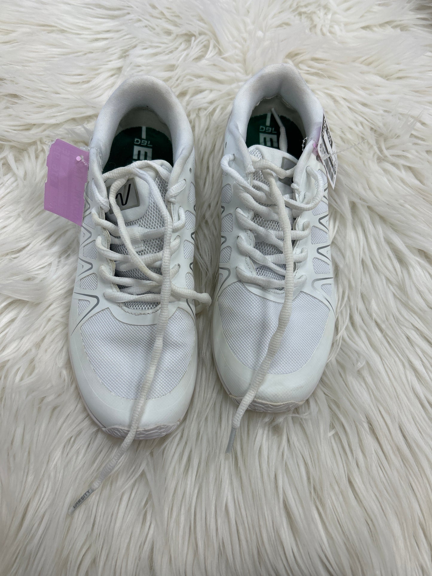 Shoes Sneakers By Edge In White, Size:7.5