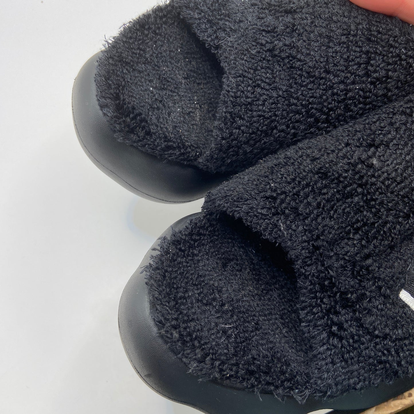 Shoes Designer By Ugg In Black, Size: 10