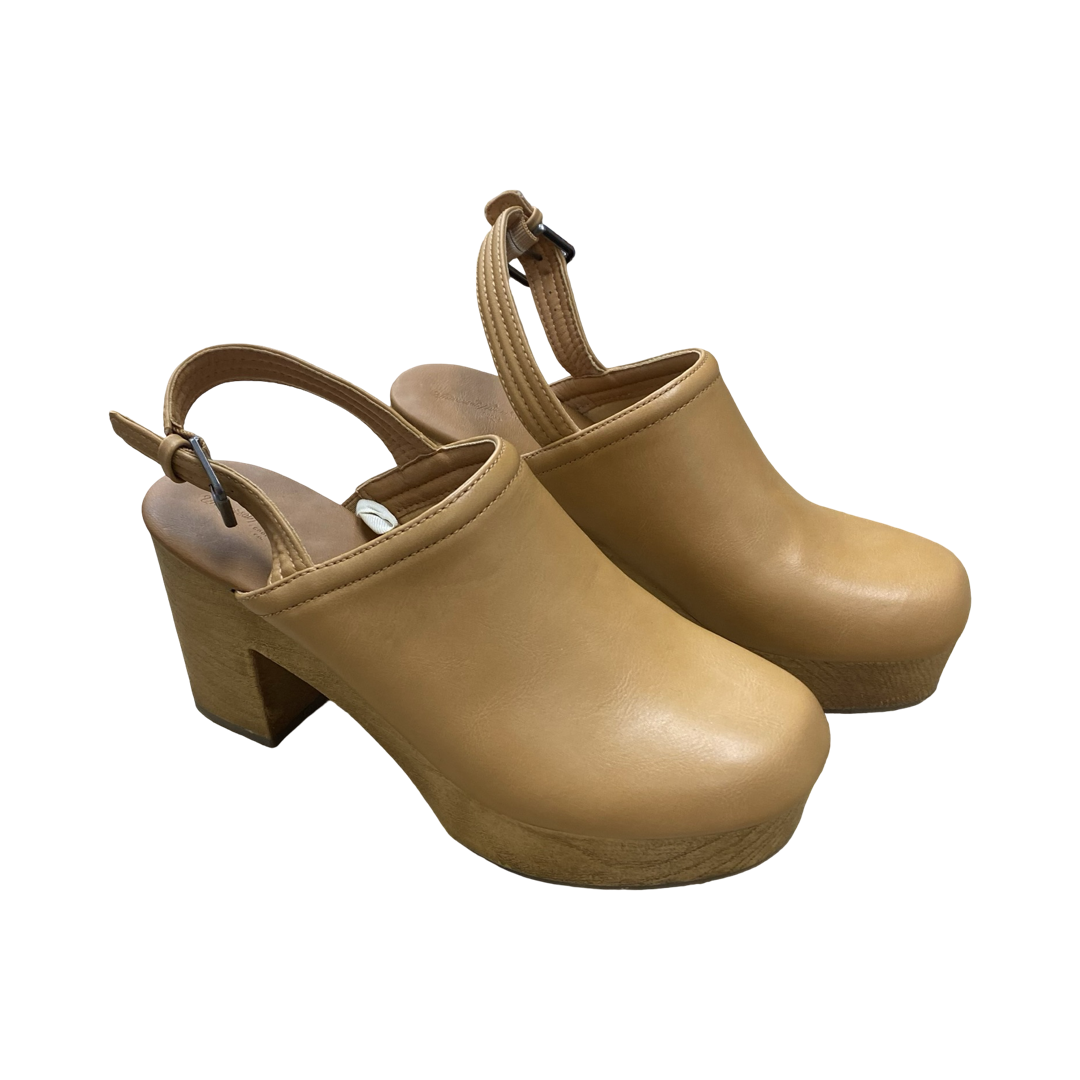 Shoes Heels Platform By Universal Thread In Brown, Size:10