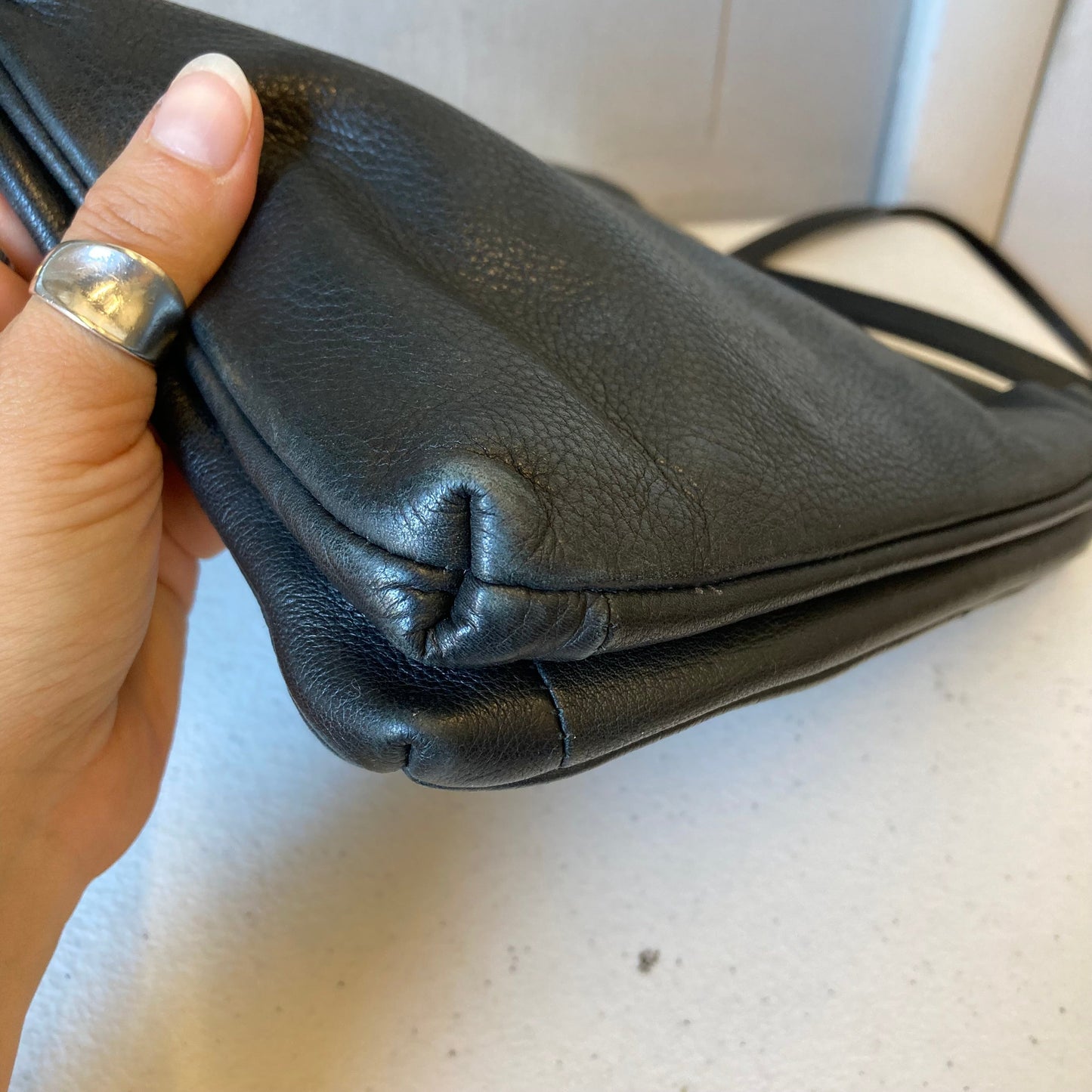 Handbag Leather By Margot In Black, Size:Medium