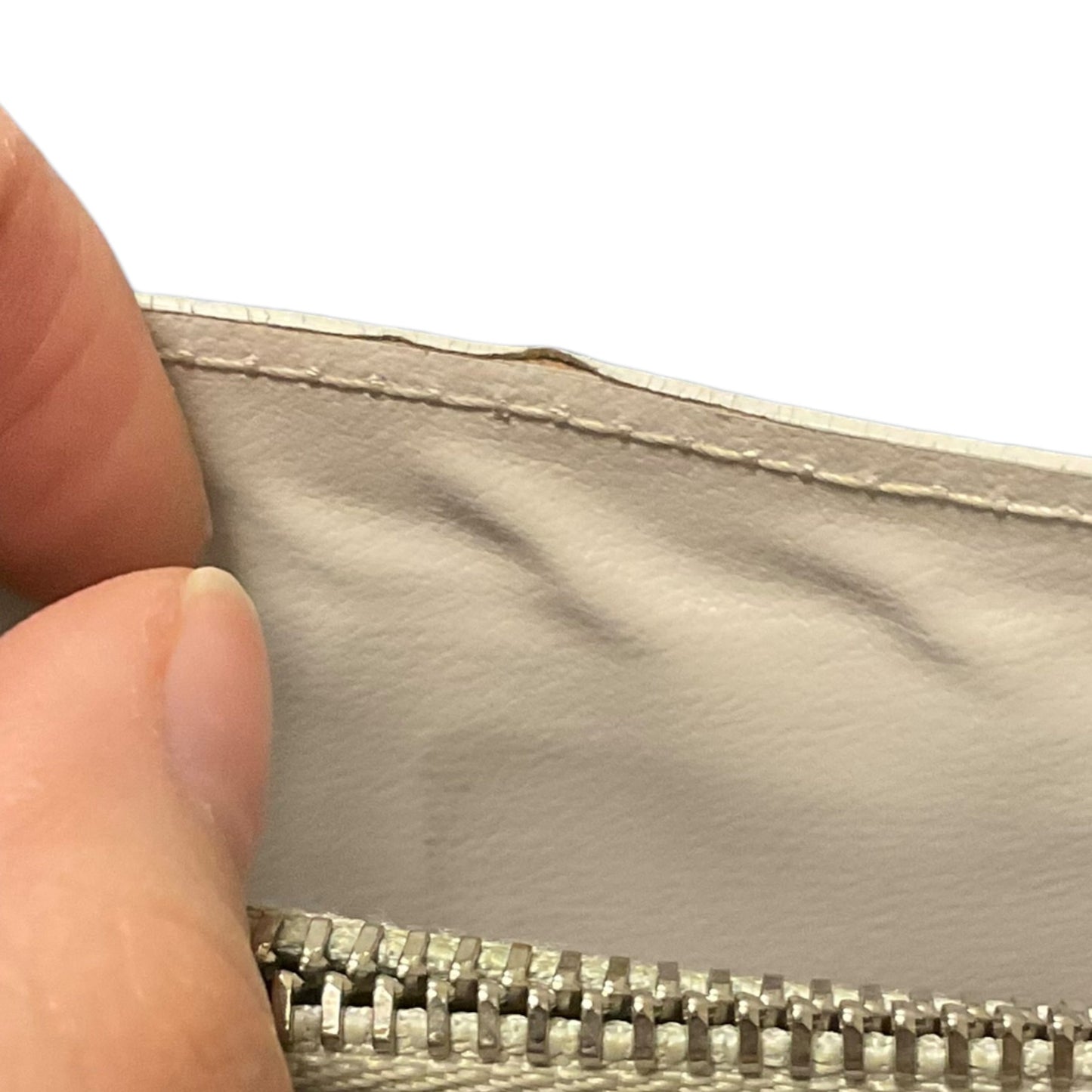 Wallet Luxury Designer By Louis Vuitton, Size: Medium