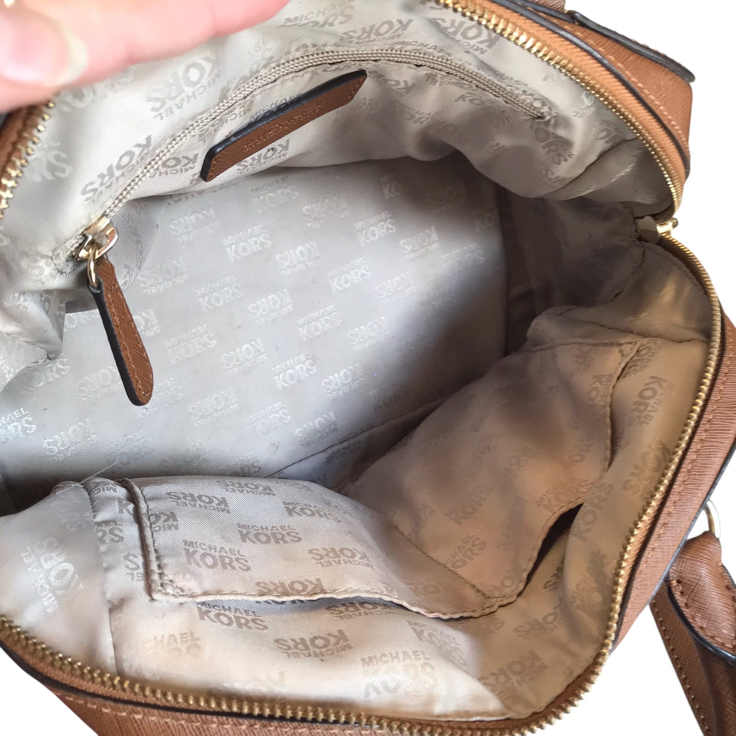 Handbag Designer By Michael Kors In Tan, Size:Medium