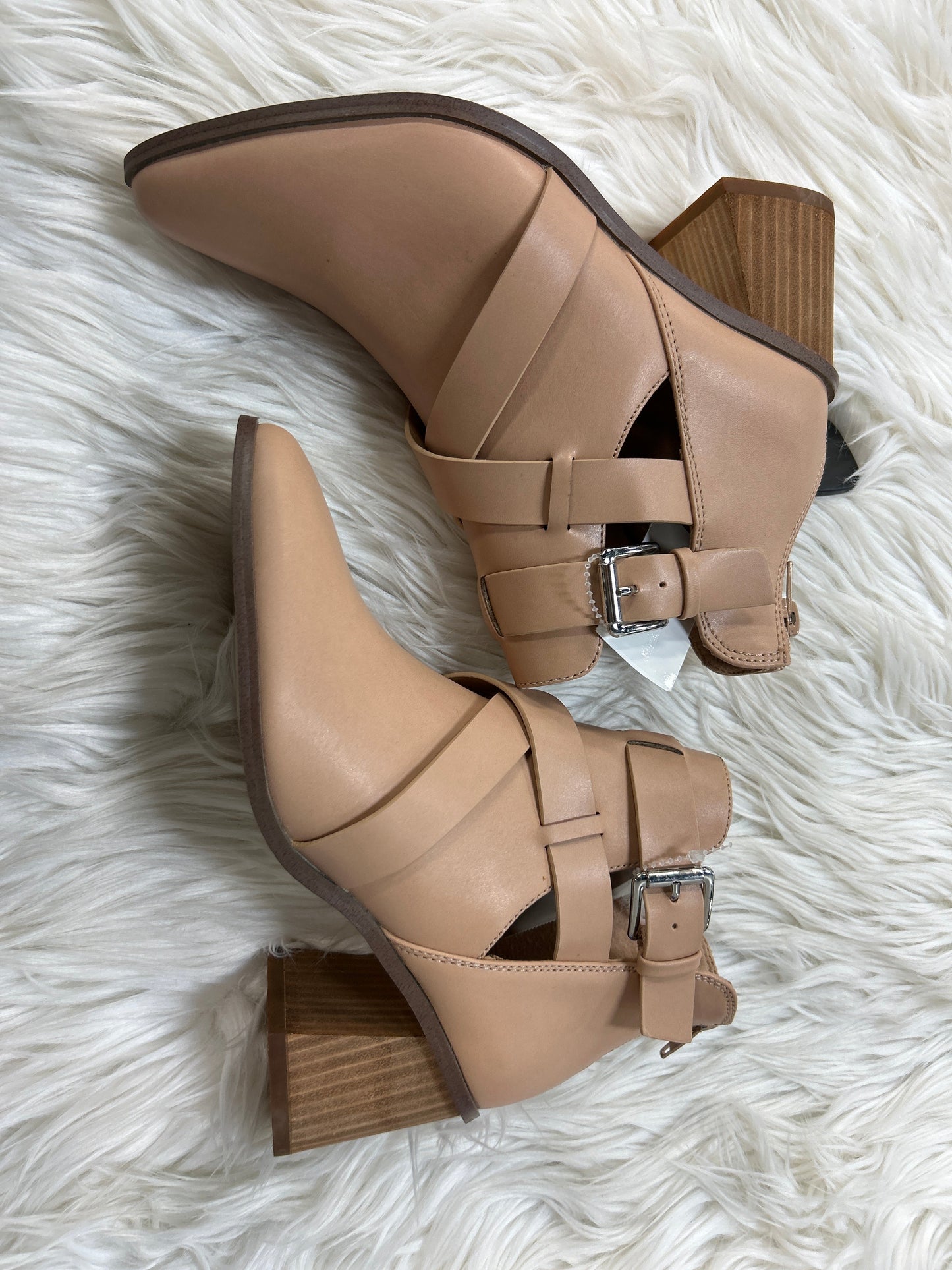 Boots Ankle Heels By Dolce Vita In Tan, Size:6.5