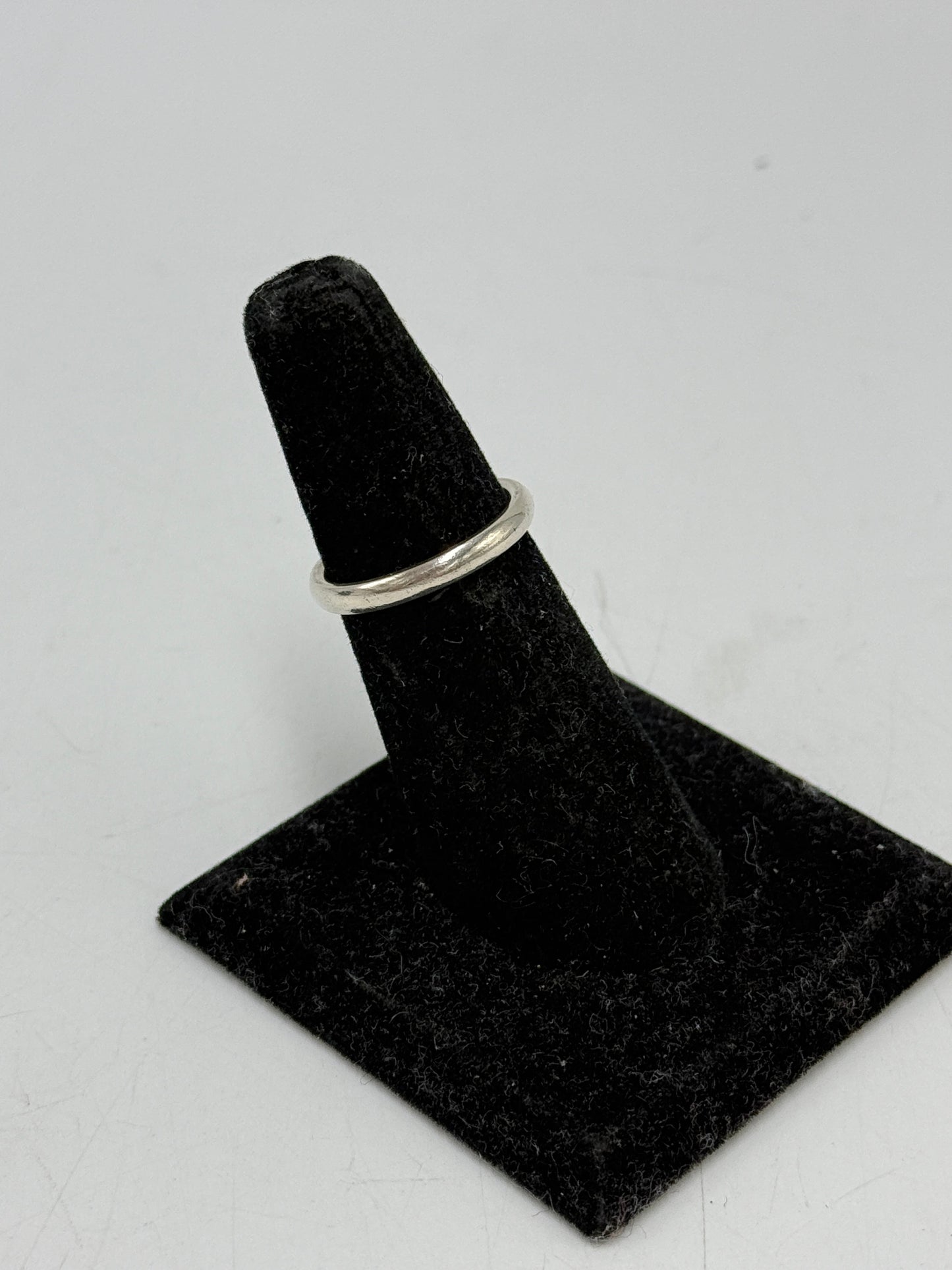 Tiffany & Company Elsa Peretti Sapphire Stacking Band Luxury Ring, Size: 7