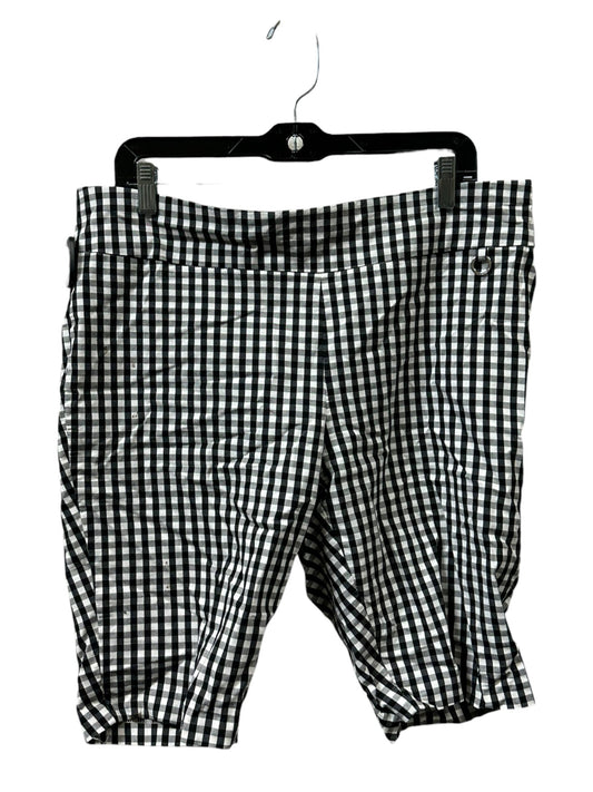 Shorts By Rafaella In Checkered Pattern, Size:Xl
