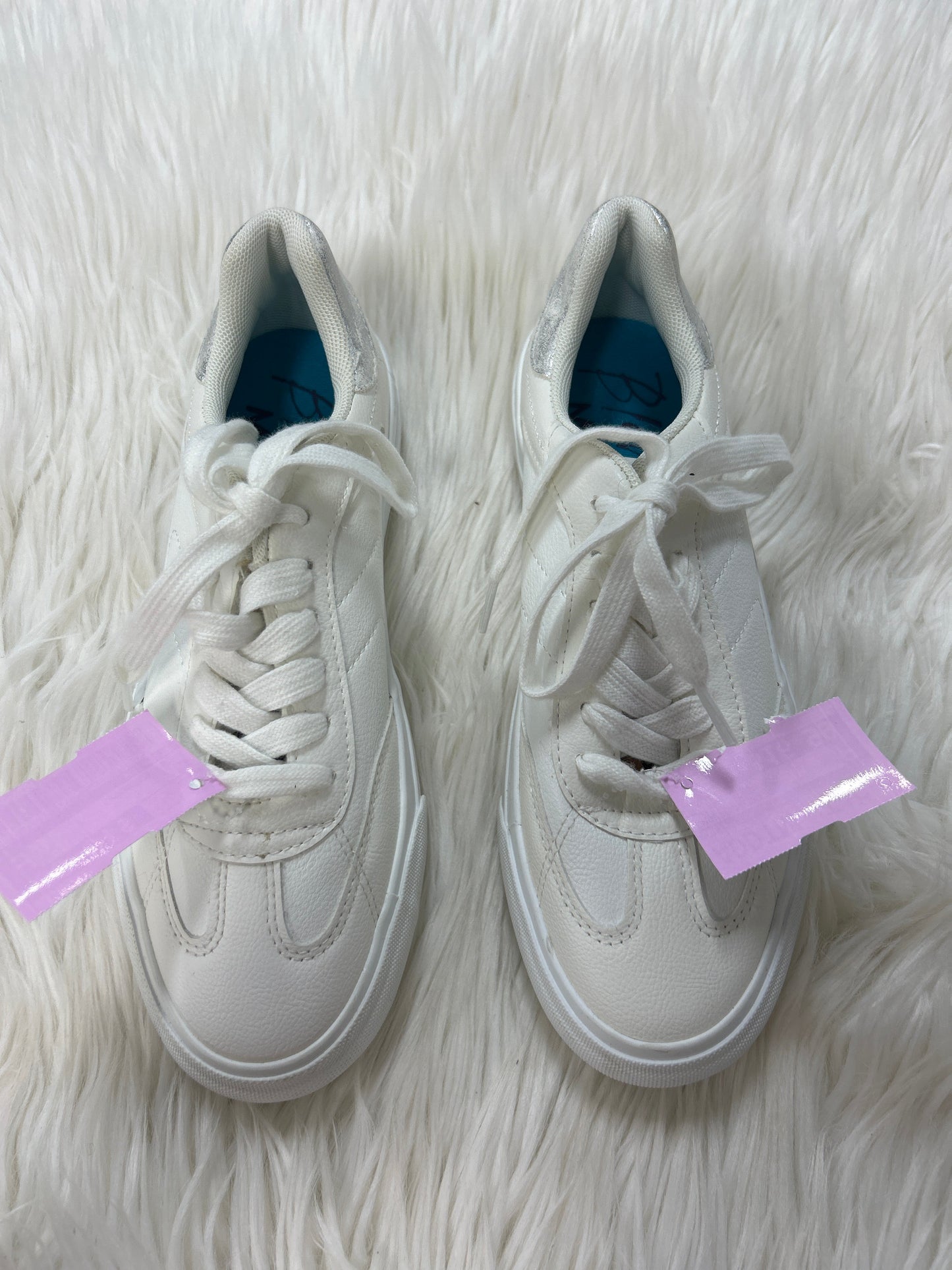 Shoes Sneakers By Blowfish In White, Size:7.5