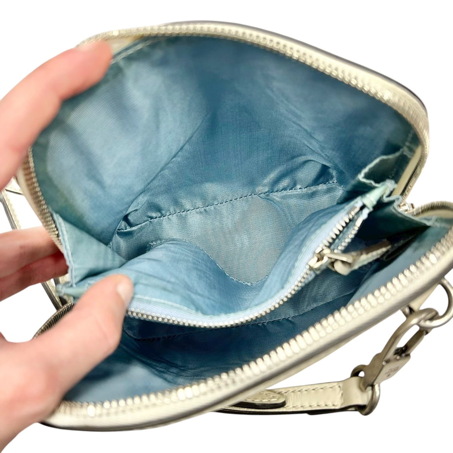 Crossbody Luxury Designer By Gucci, Size: Small