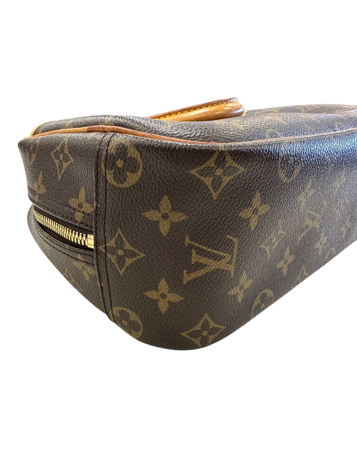 Handbag Luxury Designer By Louis Vuitton In Brown, Size:Medium