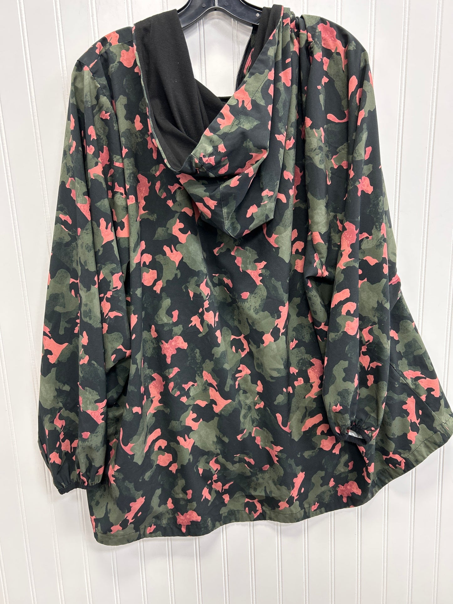 Athletic Jacket By Torrid In Camouflage Print, Size:5