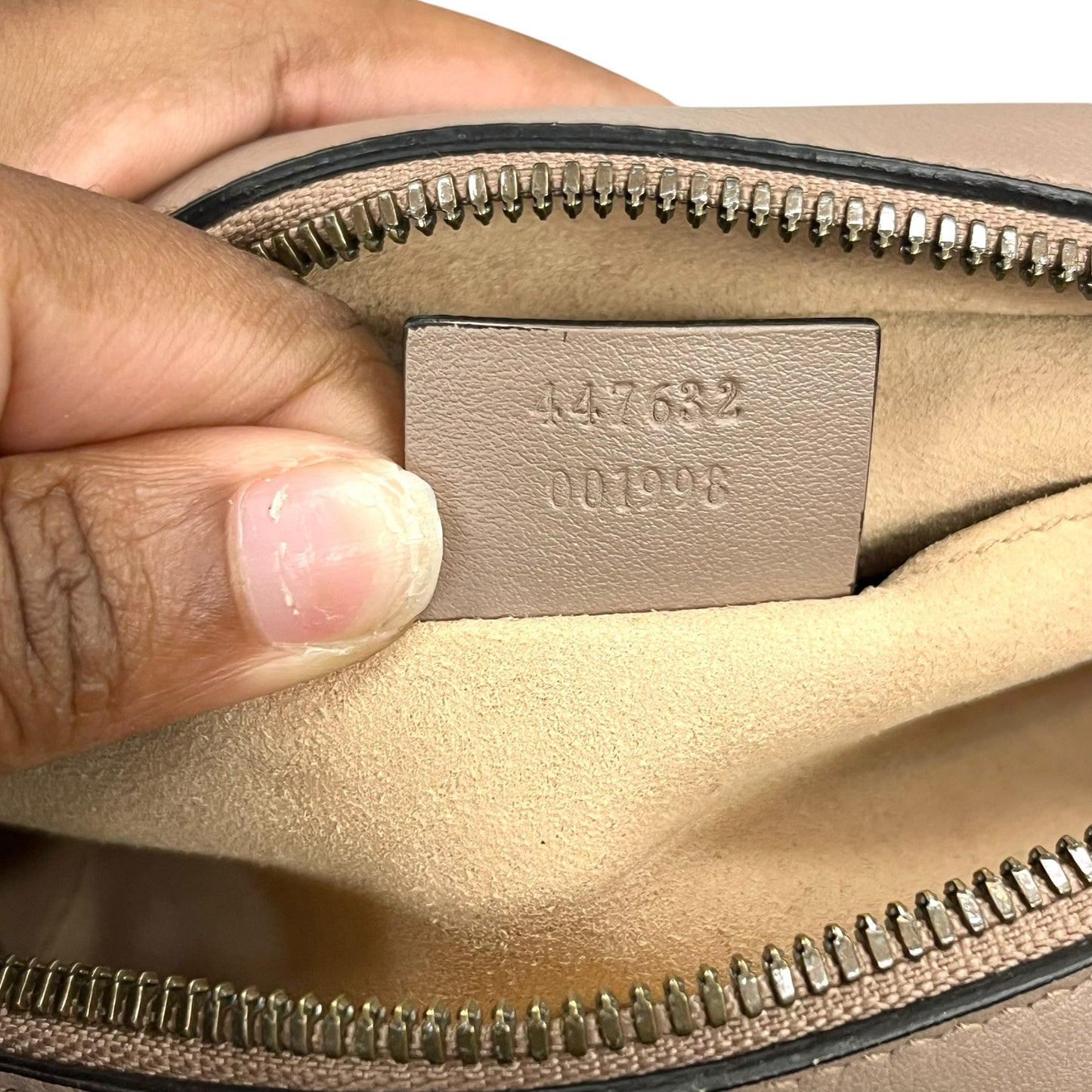 Crossbody Luxury Designer By Gucci, Size: Small