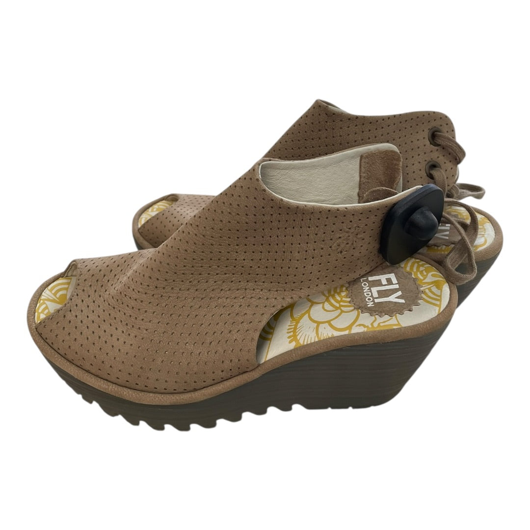 Sandals Heels Block By Fly London In Tan, Size:6.5