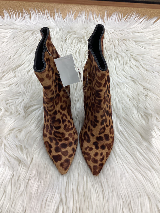 Boots Ankle Heels By Marc Fisher In Animal Print, Size:7