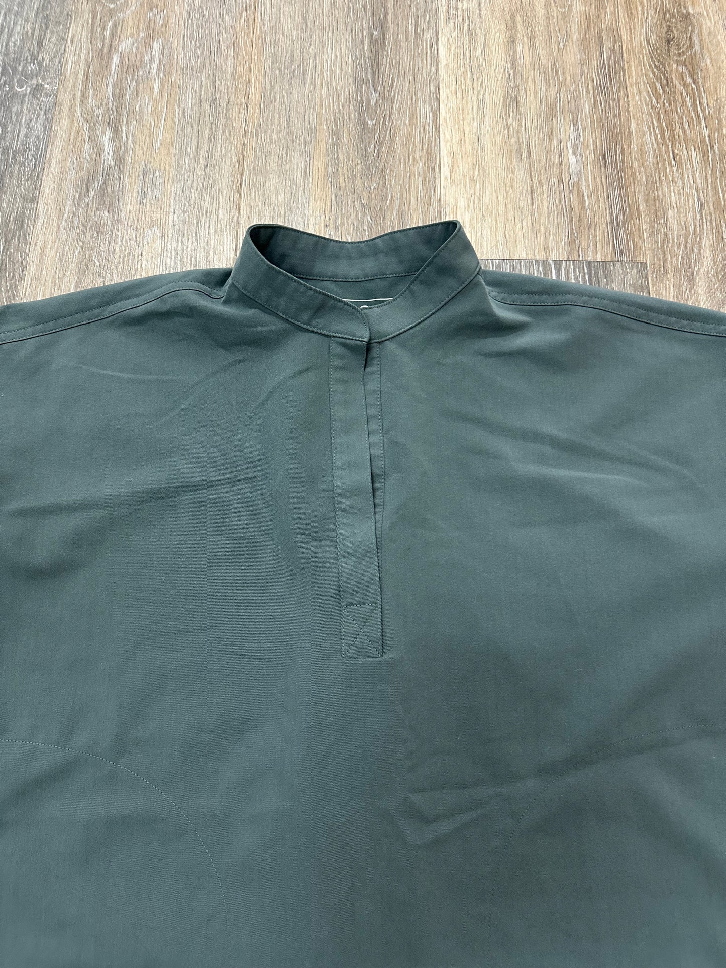 Scrub Top Short Sleeve By Figs In Green, Size: Xs