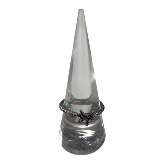 Ring Stackable By Clothes Mentor In Silver