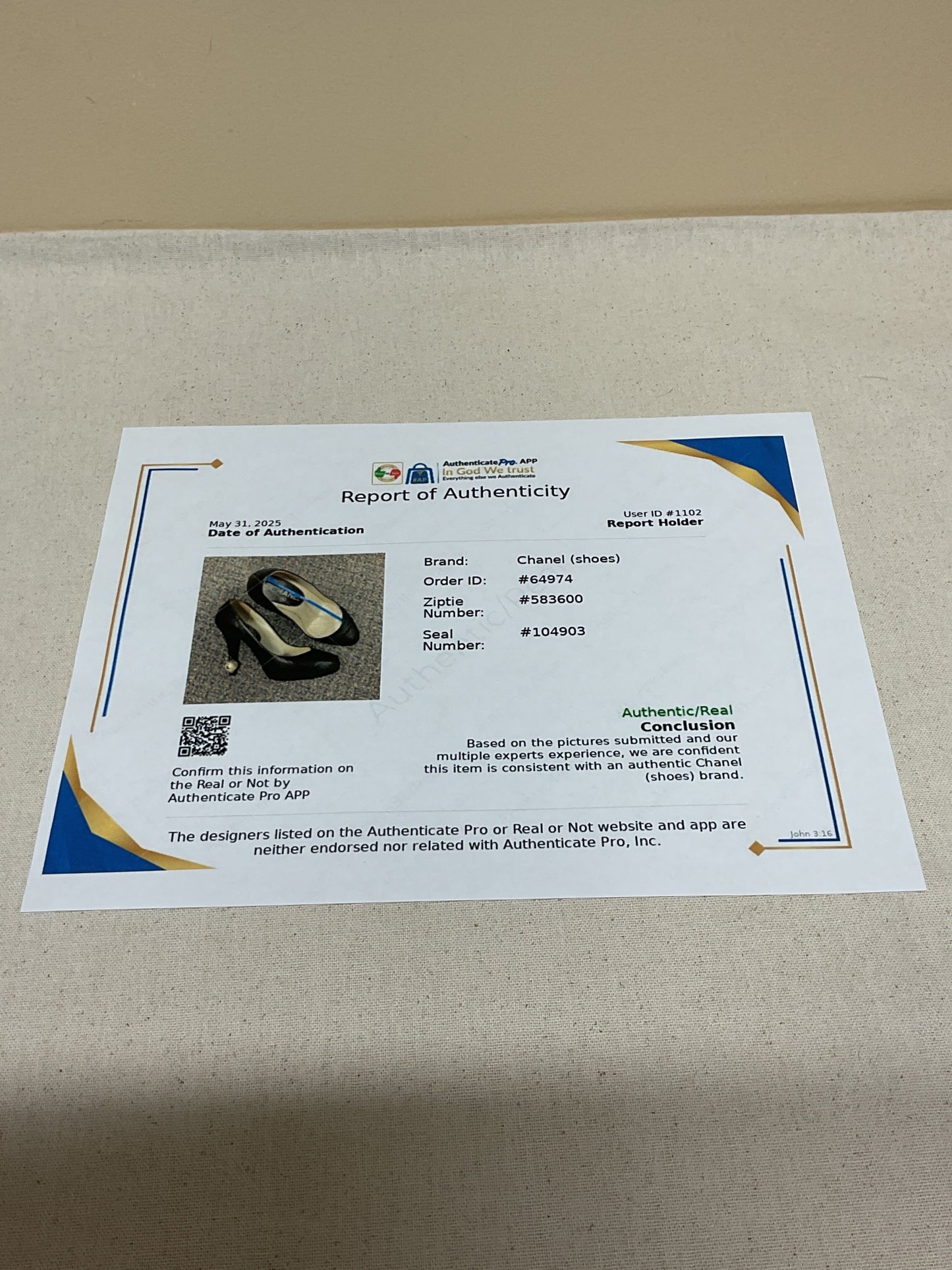 Shoes Luxury Designer By Chanel In Black, Size:8.5