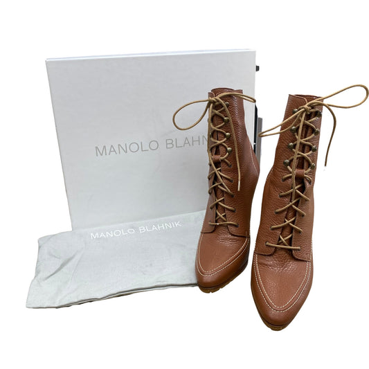 Boots Luxury Designer By Manolo Blahnik In Brown, Size:8 (EU38)
