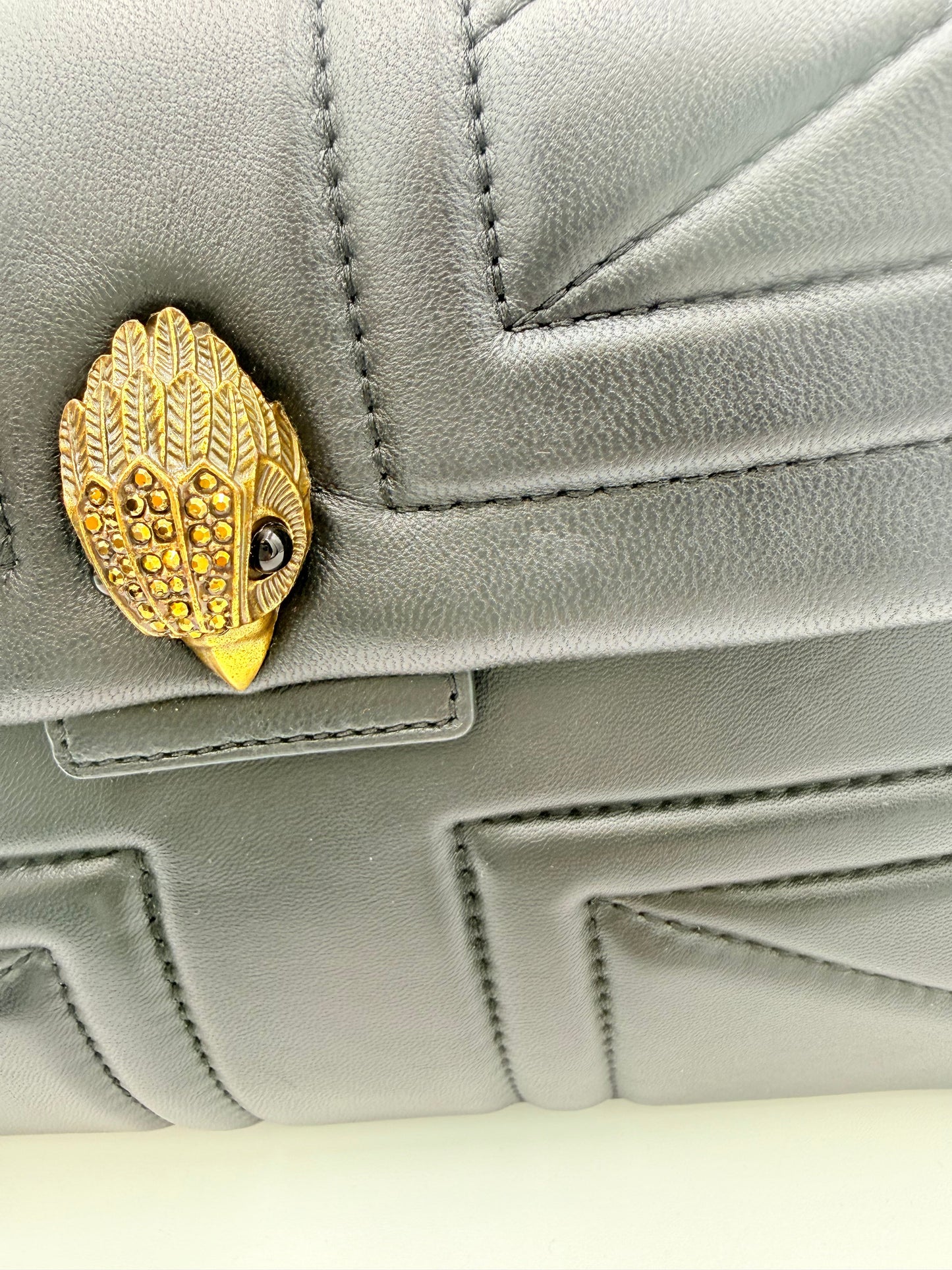 Handbag By Kurt Geiger London, Size: Medium