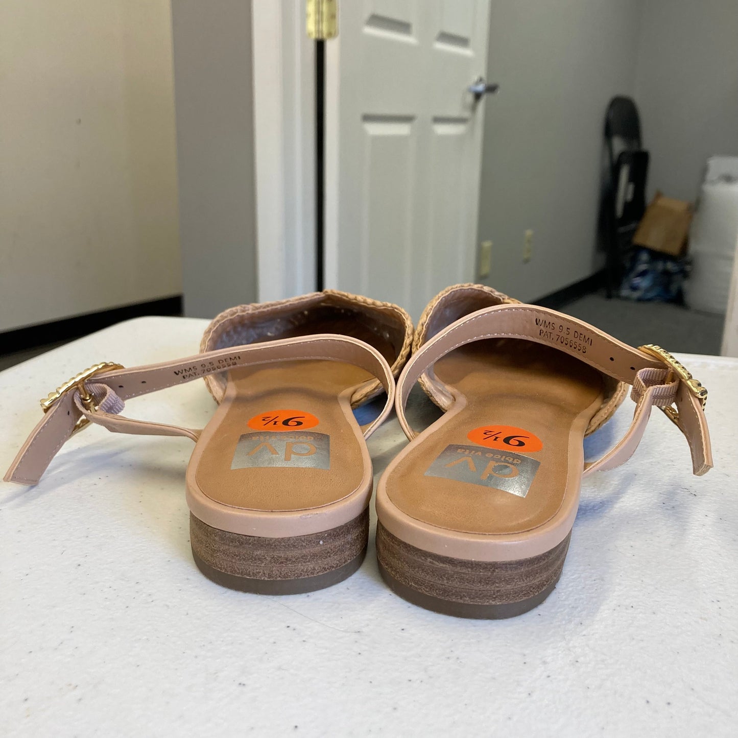 Shoes Flats By Dolce Vita In Tan, Size:9.5