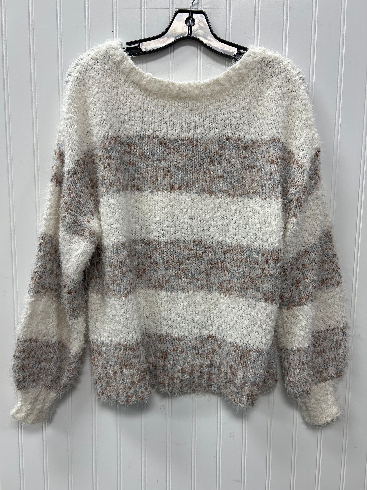 Sweater By Maurices In White, Size:L