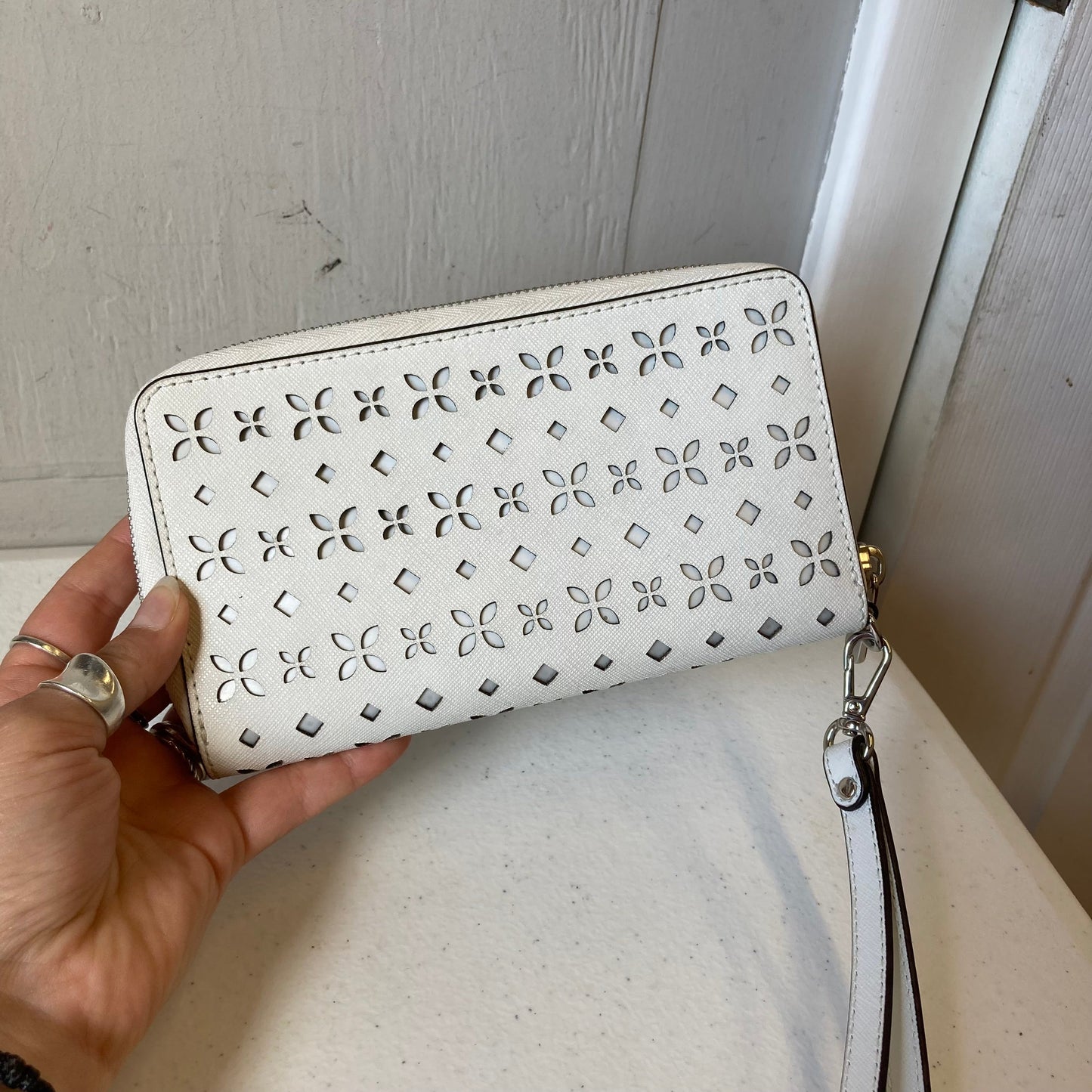 Wallet Designer By Michael Kors In White, Size:Medium