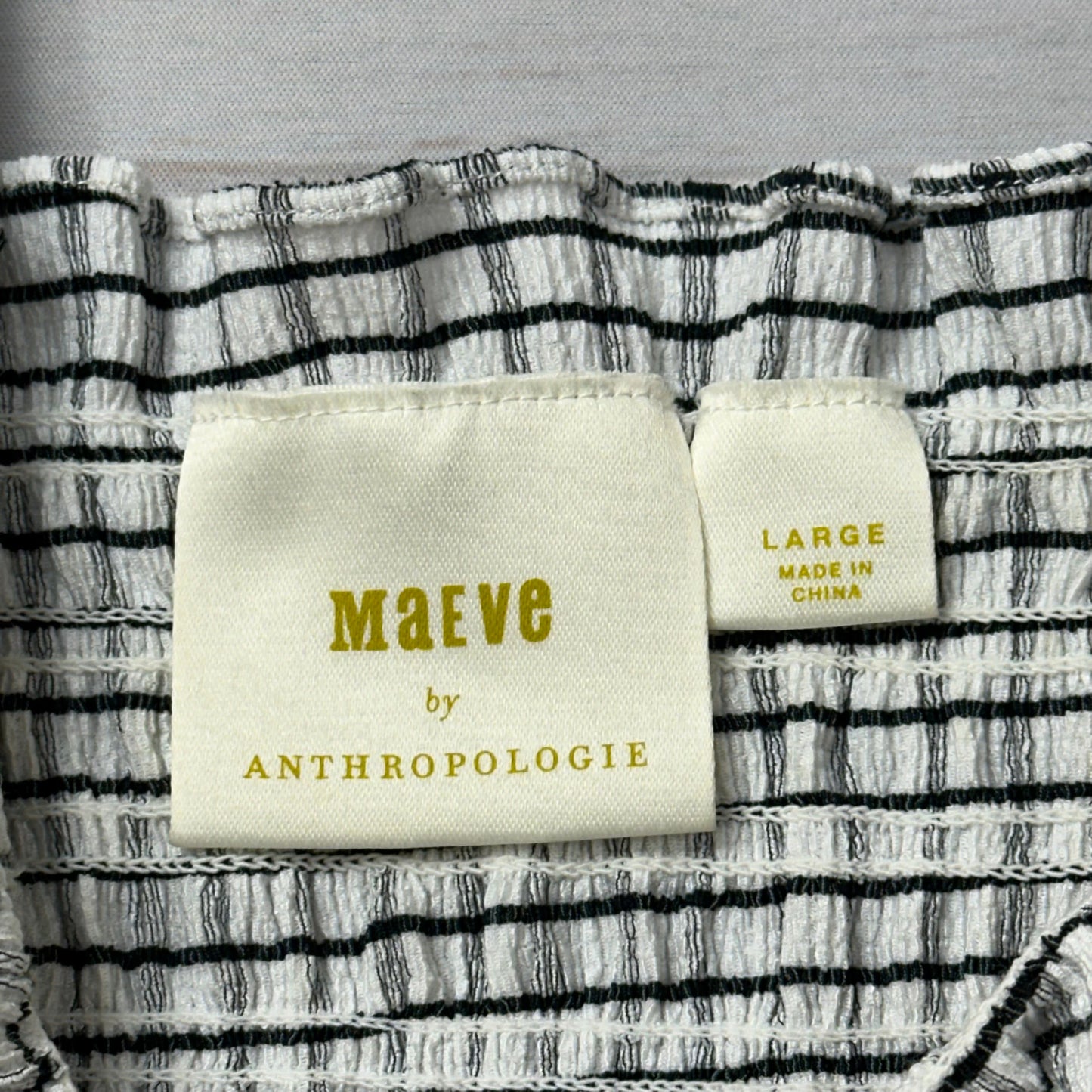 Top Short Sleeve By Maeve In Checkered Pattern, Size: L