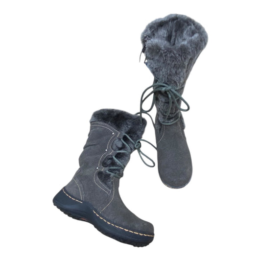 Boots Snow By Bare Traps In Grey, Size:6