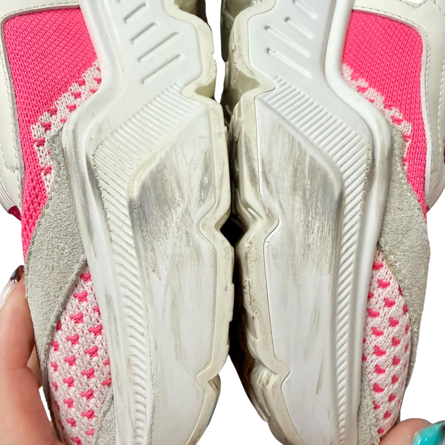 Shoes Luxury Designer By Dolce And Gabbana In Pink & White, Size: 8.5