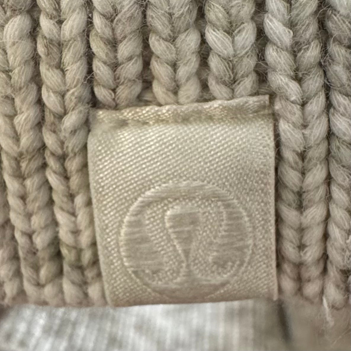 Sweater Cardigan By Lululemon In Cream, Size: 1x