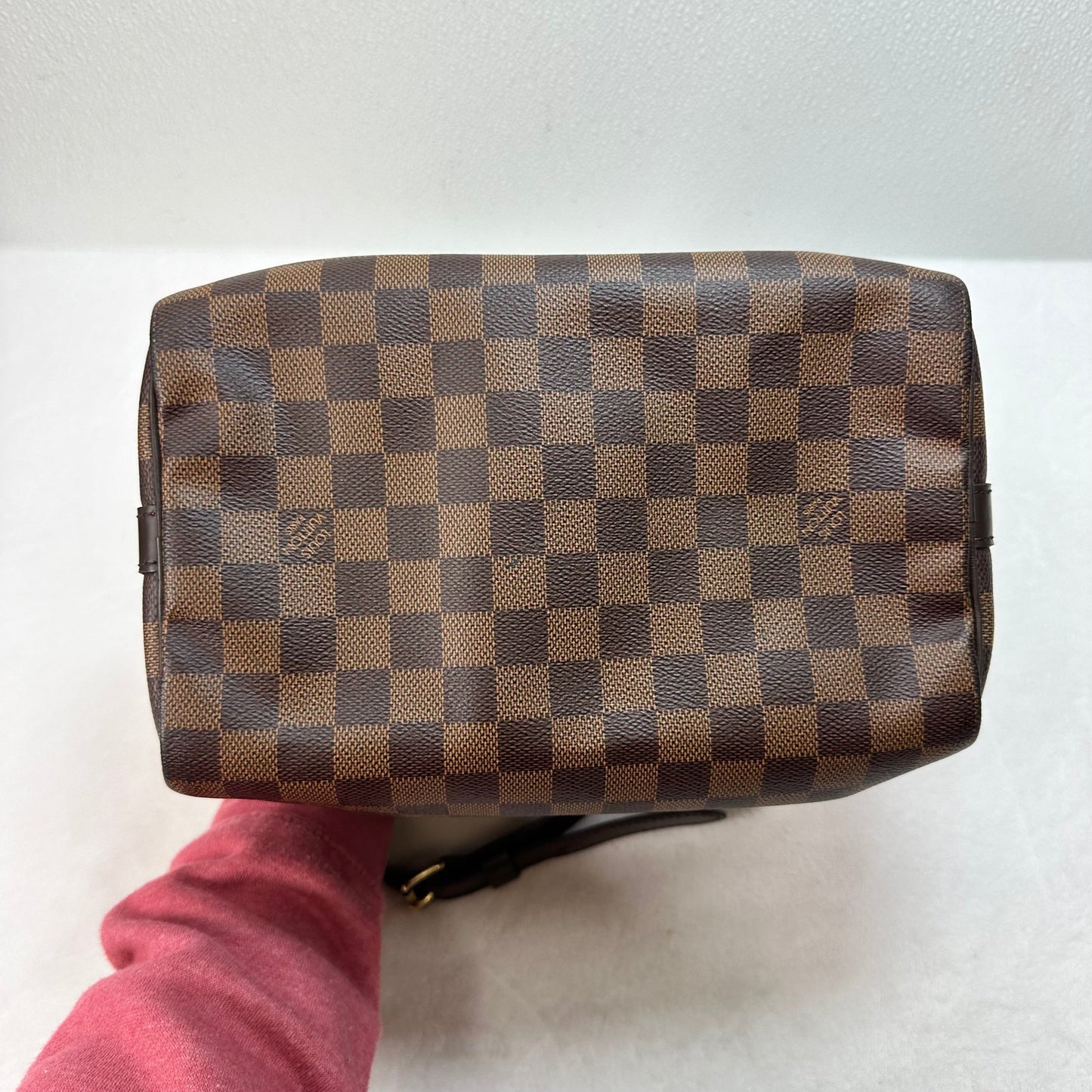Crossbody Luxury Designer By Louis Vuitton, Size: Small
