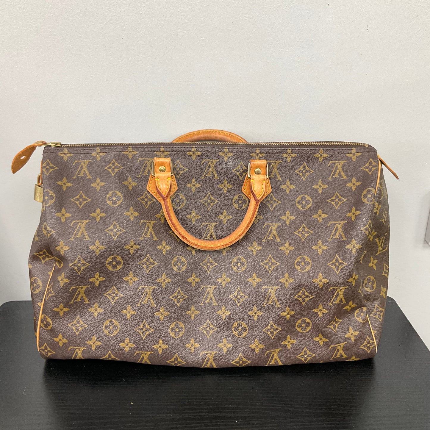 1982 Vintage Speedy 40 By Louis Vuitton In Brown Monogram, Size: 40