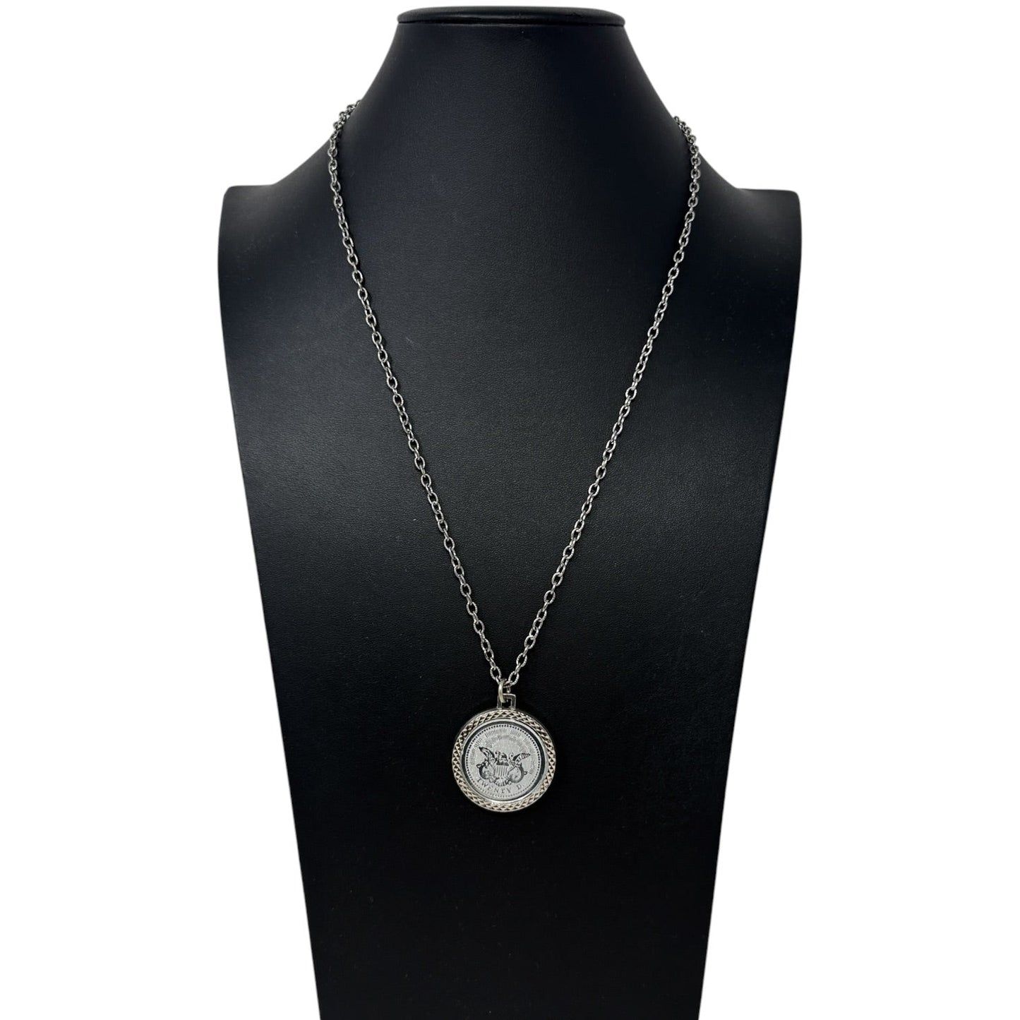 Vintage Commemorative Bicentennial 1776 Twenty Dollar Coin Replica Pendant Necklace