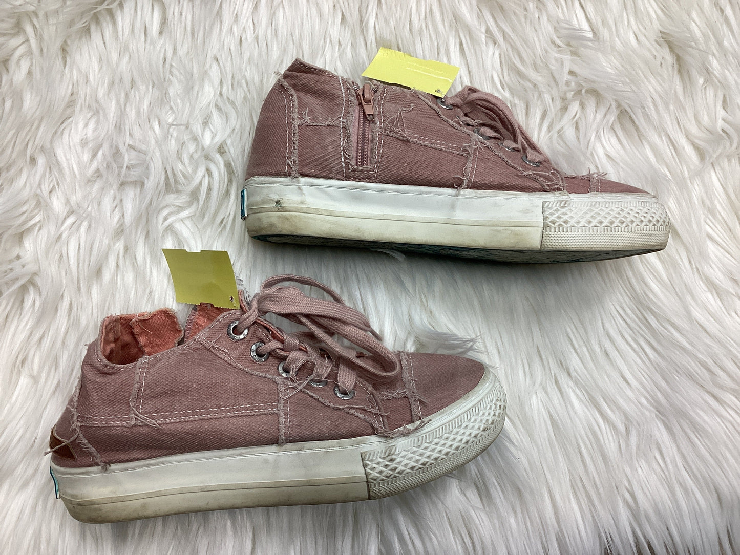 Shoes Flats By Blowfish In Pink, Size:8